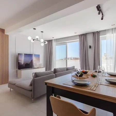 Jacuzzi And Seaview Penhtouse شقة